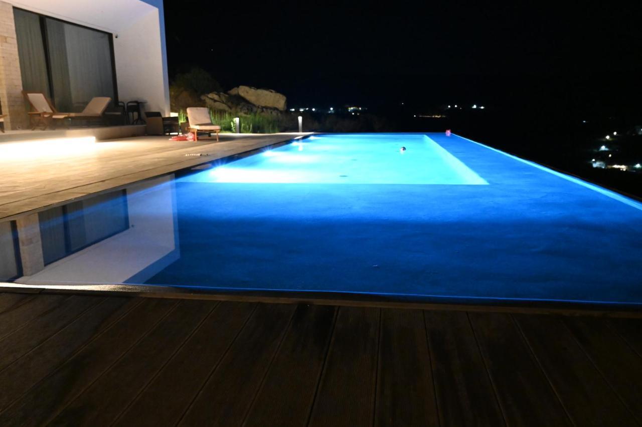 Ellas Residence Fantastic Pool Heated Kíssamos Esterno foto