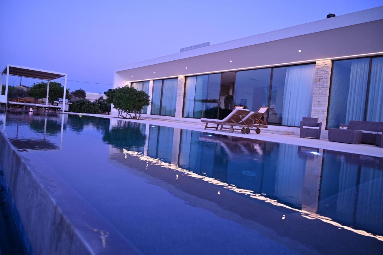 Ellas Residence Fantastic Pool Heated Kíssamos Esterno foto